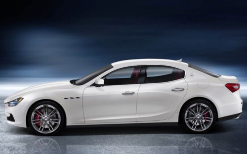 2013 Maserati Ghibli S; top car design rating and specifications